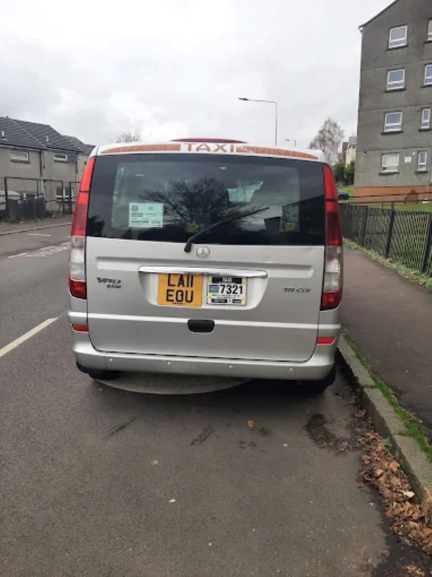 Mercedes Vito taxi, rear view
